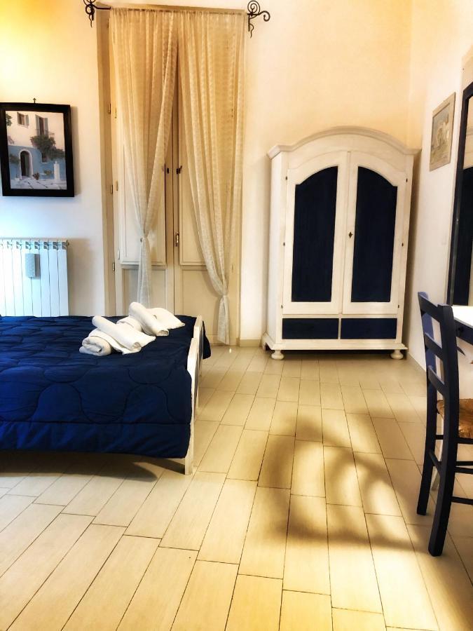 Palazzo Salia Bed and Breakfast Lecce Buitenkant foto